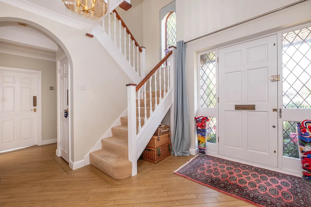 Beechwood Grove, Surbiton, KT6 photo 7