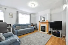 Southend Arterial Road, Hornchurch