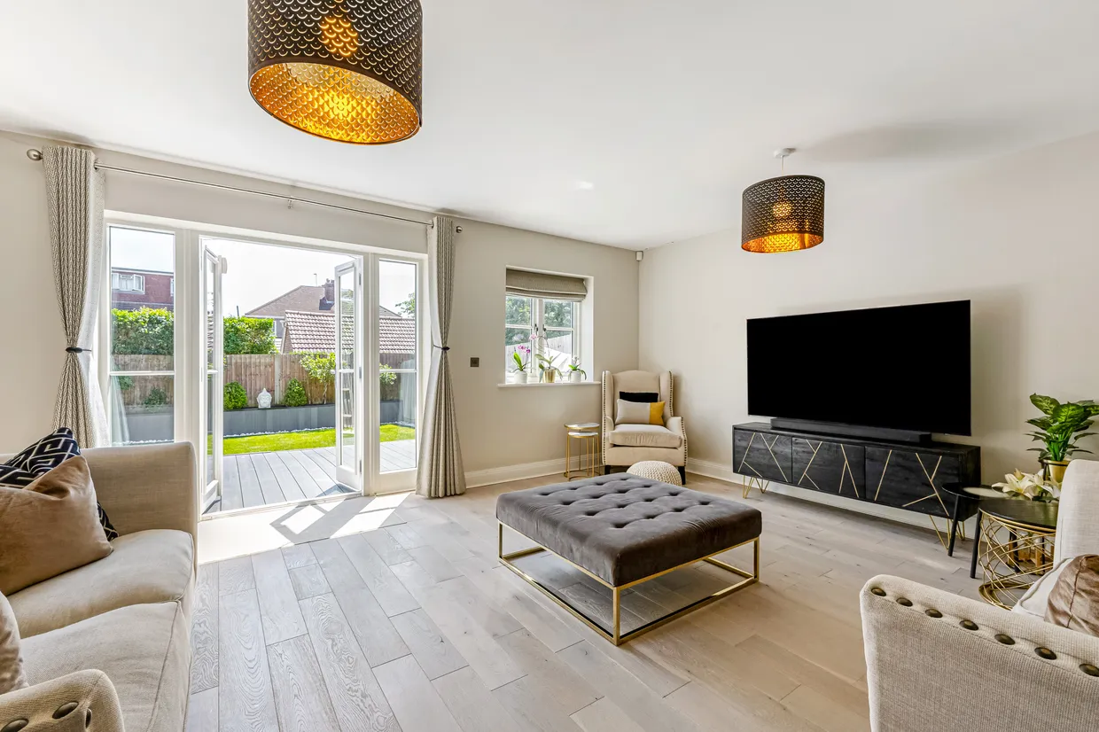 Elmore Drive, Harrow, HA3 photo 2