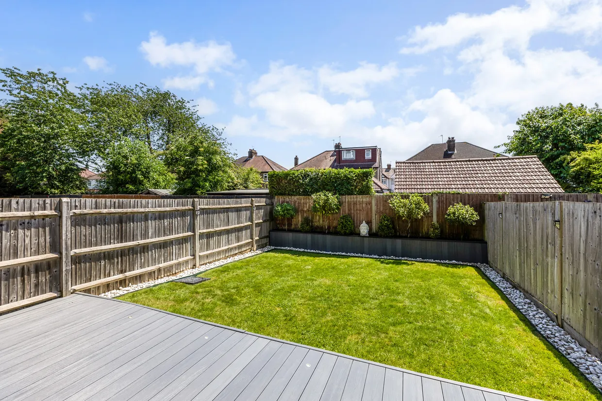 Elmore Drive, Harrow, HA3 photo 9