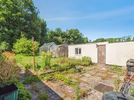 Fenway Close, Dorchester thumb 2