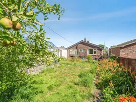 Fenway Close, Dorchester thumb 3