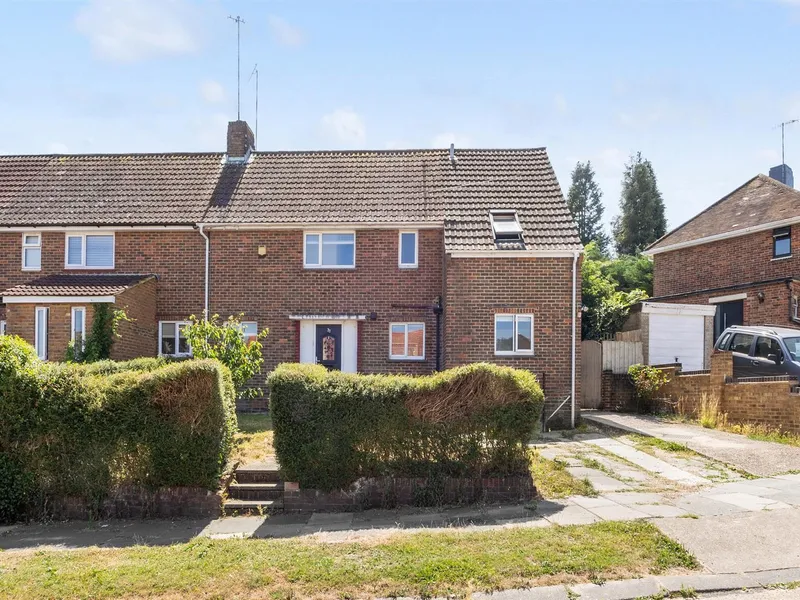 Property thumbnail 1 out of 3