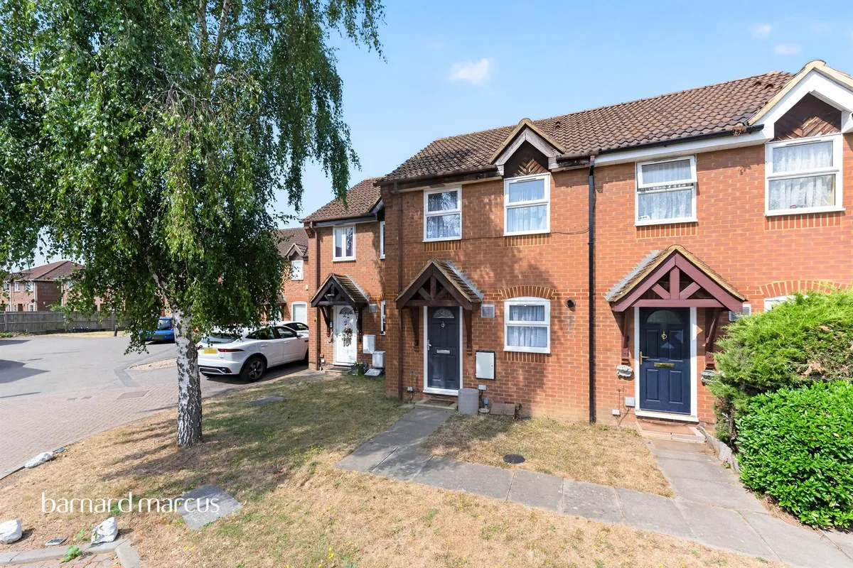 Milton Gardens, Staines-Upon-Thames