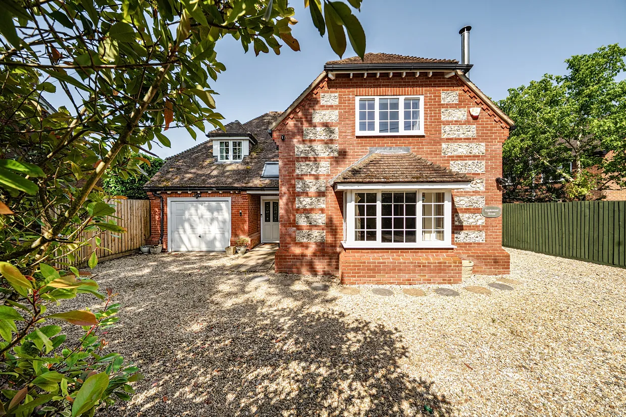 Bishopstone, Salisbury, SP5 photo 1