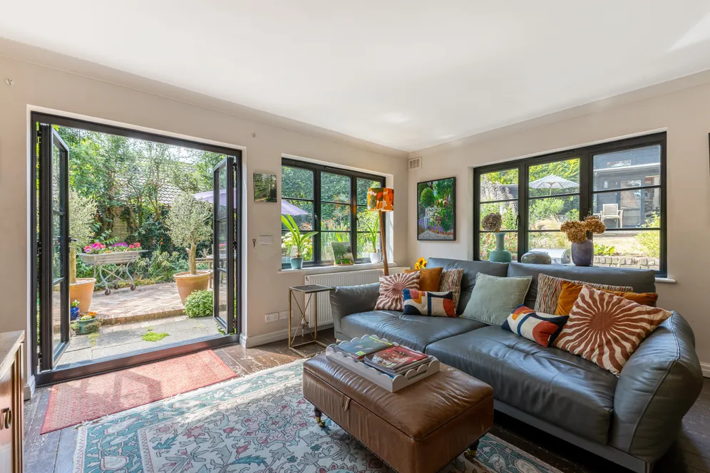 Clamp Hill, Stanmore, HA7 photo 5