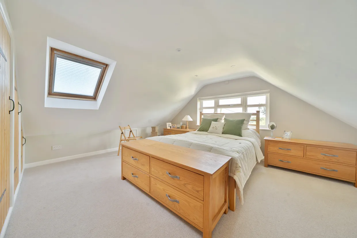 Stoke Charity Road, Kings Worthy, SO21 photo 9