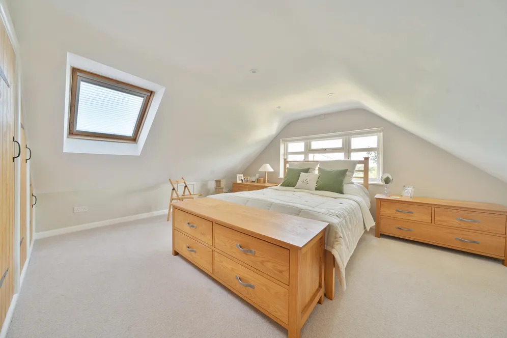 Stoke Charity Road, Kings Worthy, SO21 photo 9