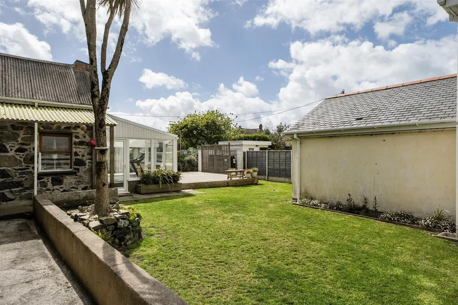 Property Image 38