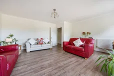 Frobisher Mews, Enfield