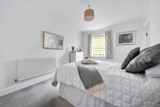 Frobisher Mews, Enfield