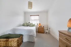 Frobisher Mews, Enfield