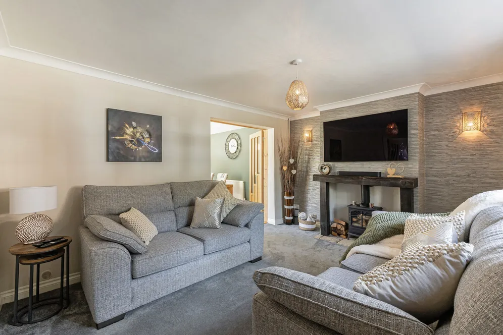 Tanhouse Lane, Alton, GU34 photo 5