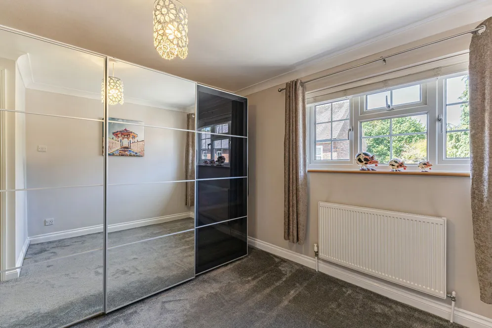 Tanhouse Lane, Alton, GU34 photo 8