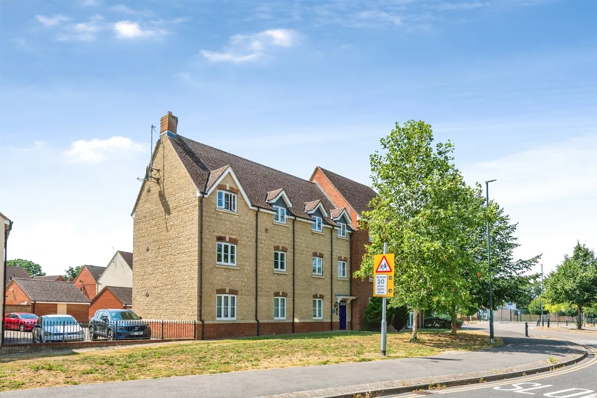Aquarius Court, Swindon