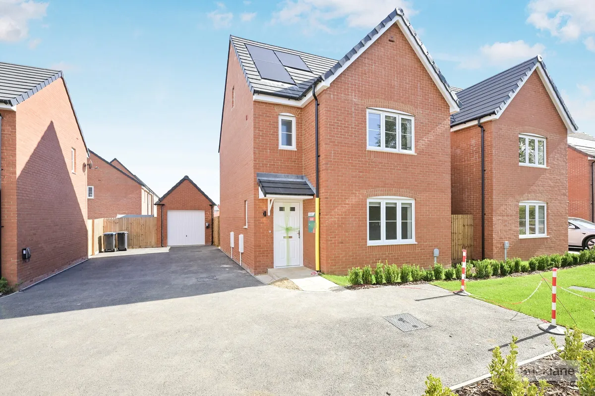 Rodney Close, MARKET HARBOROUGH