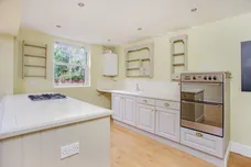 George Lane, Marlborough, SN8 photo 6