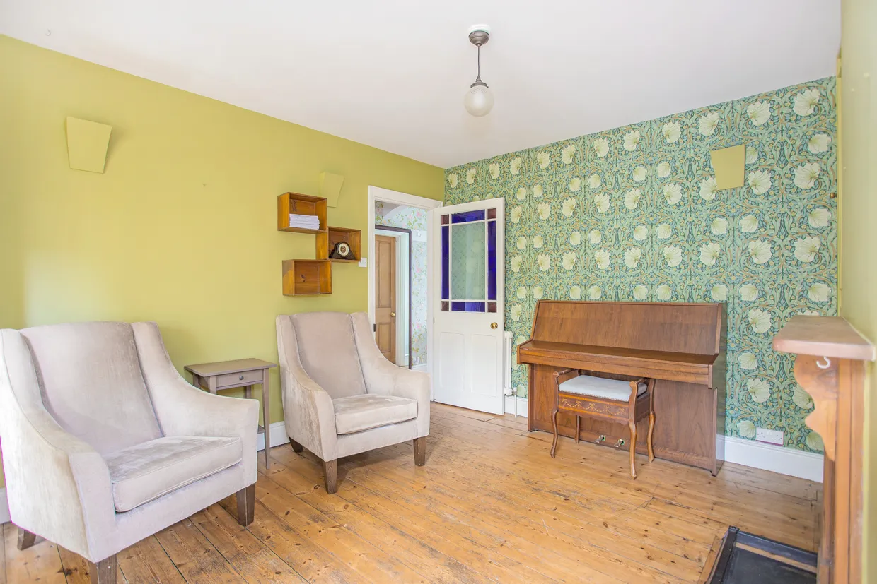 George Lane, Marlborough, SN8 photo 8