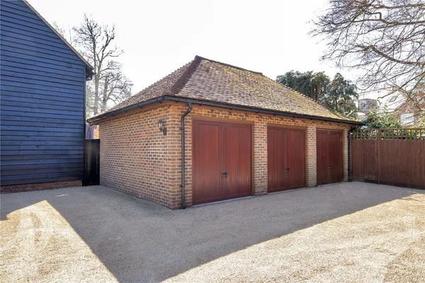 Clenches Farm Road, Sevenoaks, TN13 photo 18