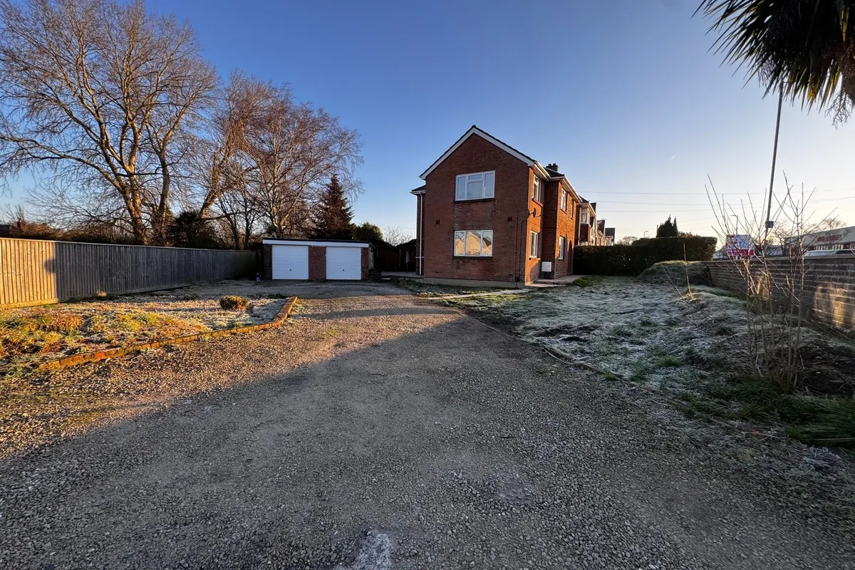 Upton Road, POOLE