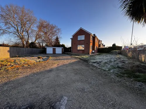 Upton Road, POOLEphoto