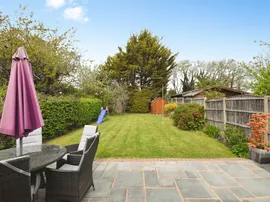 Fairholme Avenue, Romford thumb 3
