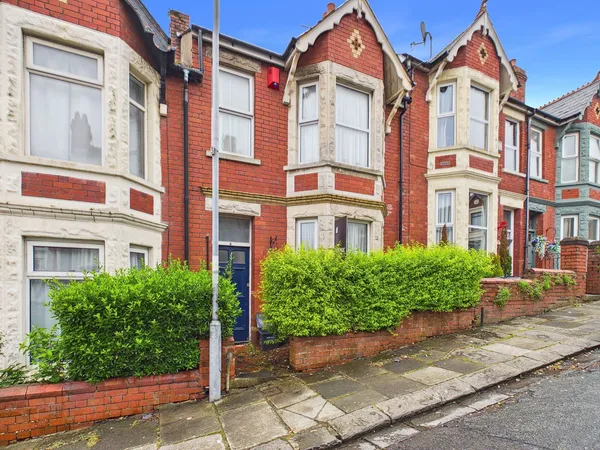 Miskin Street, Barry, CF62