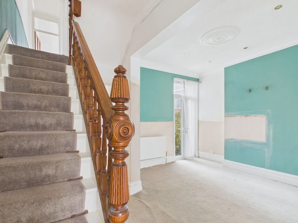 Miskin Street, Barry, CF62