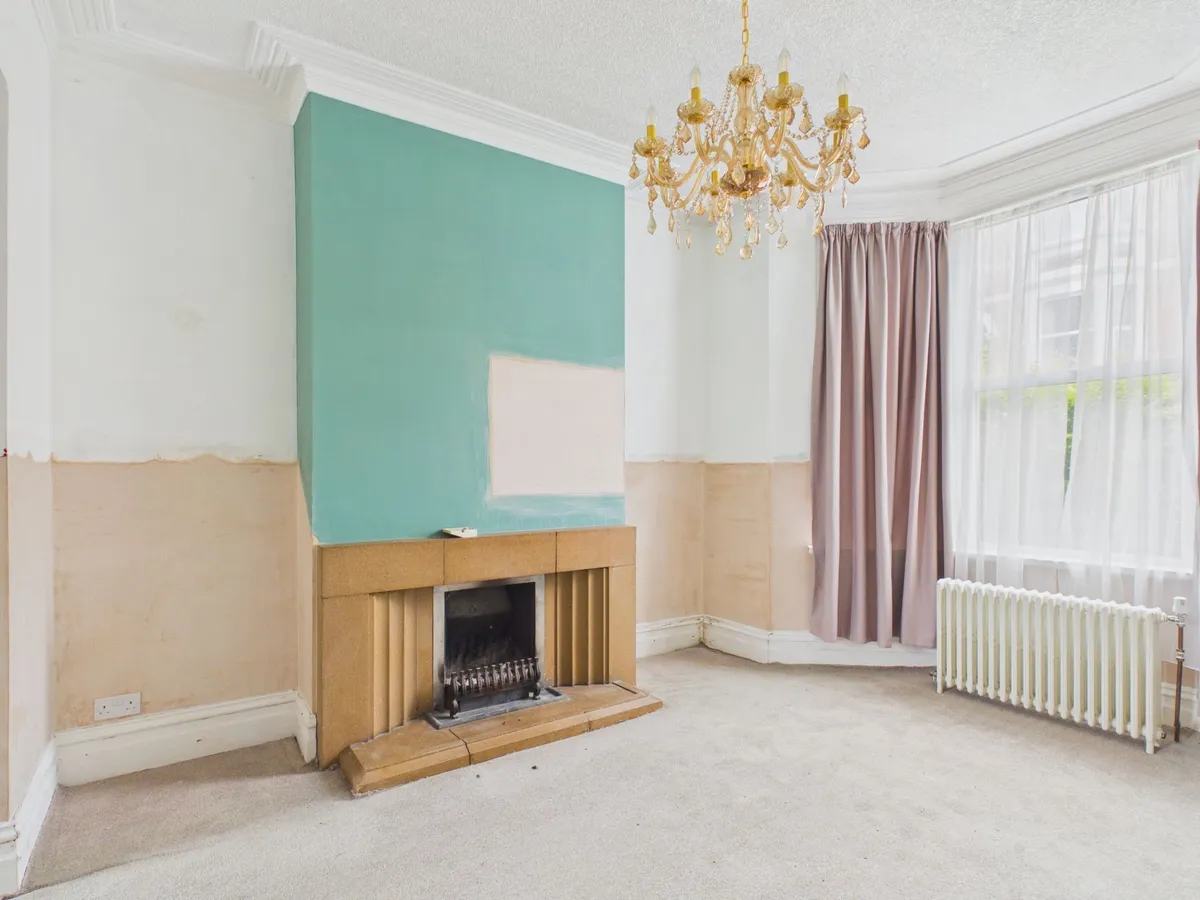 Miskin Street, Barry, CF62