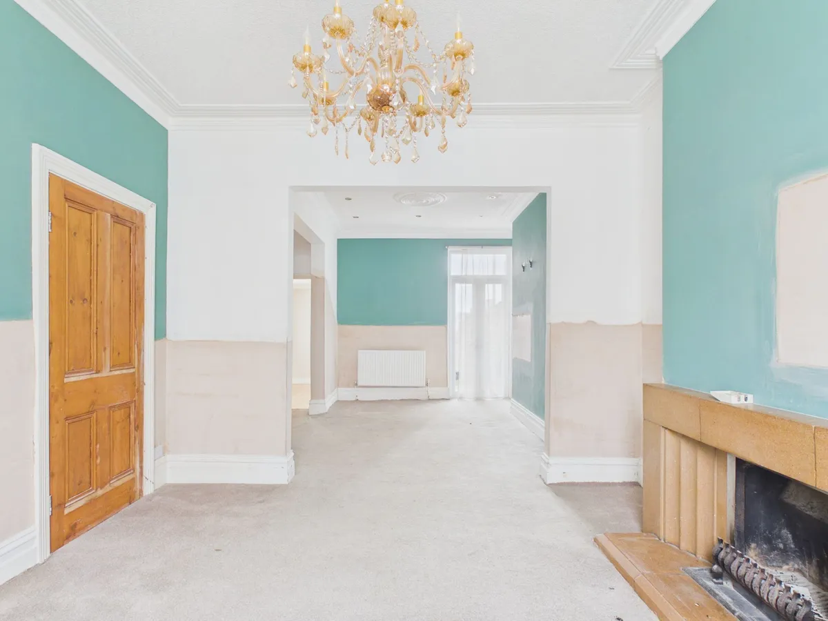 Miskin Street, Barry, CF62