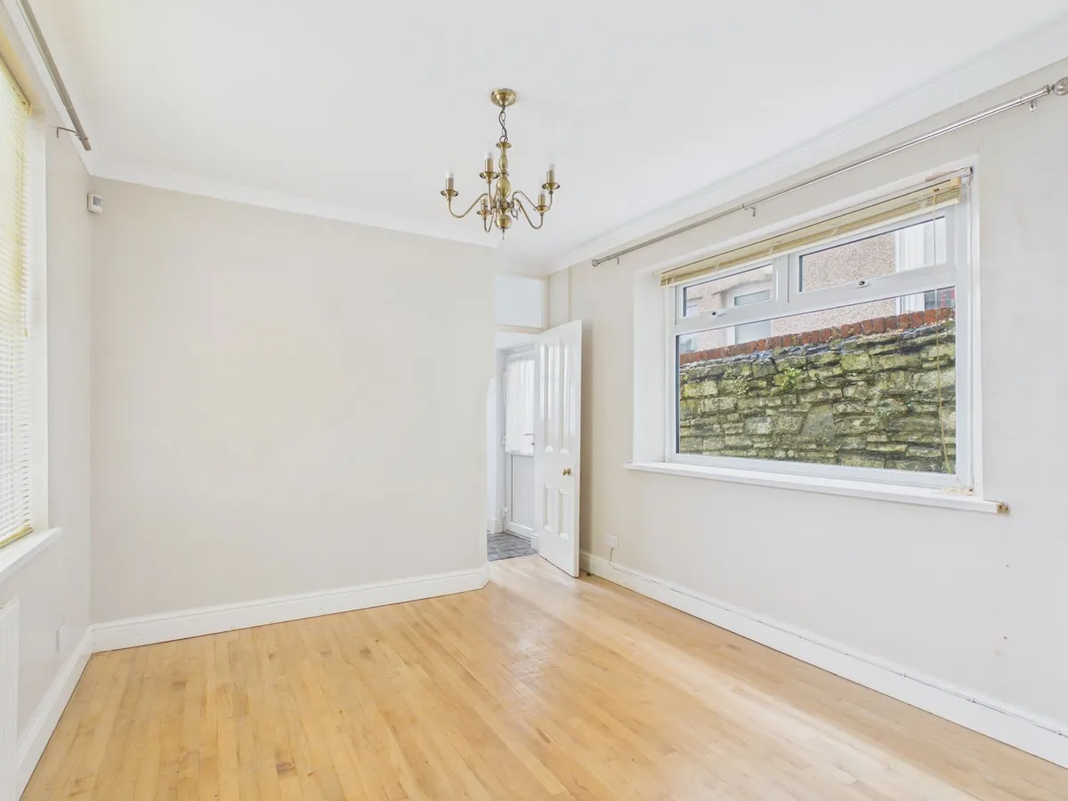 Miskin Street, Barry, CF62