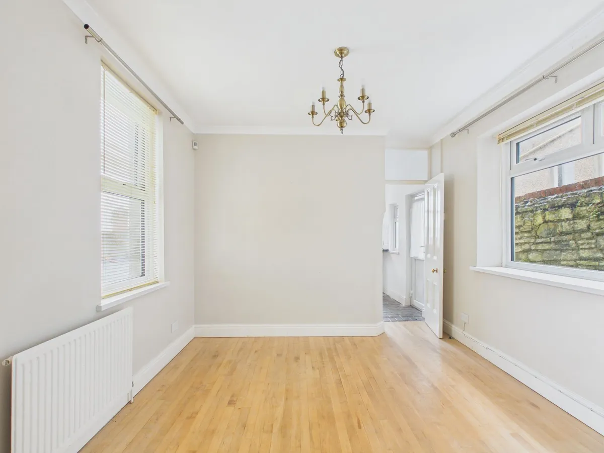 Miskin Street, Barry, CF62