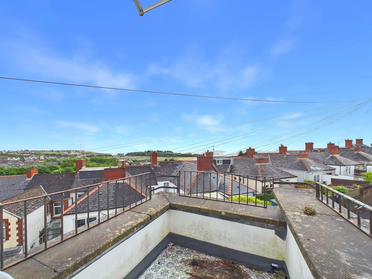 Miskin Street, Barry, CF62