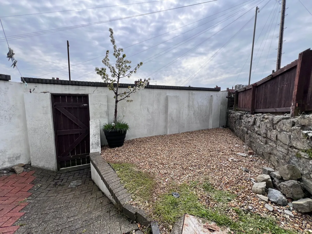 Miskin Street, Barry, CF62