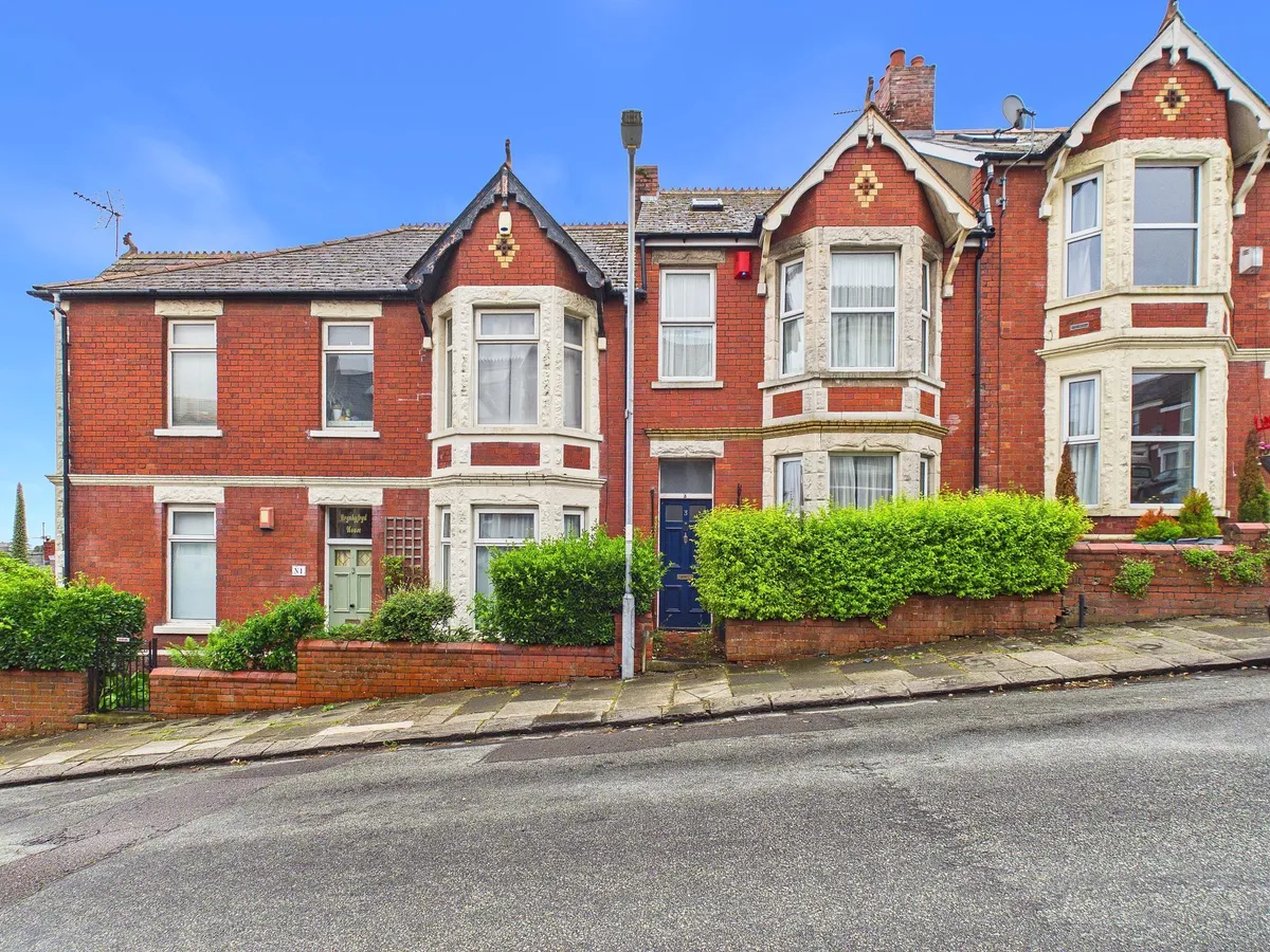 Miskin Street, Barry, CF62