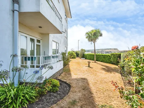 Steyne Close, Seafordphoto