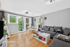 Park View Road, Leatherhead
