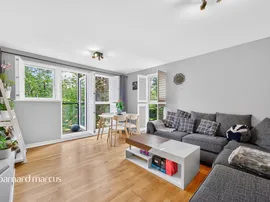 Park View Road, Leatherhead thumb 2