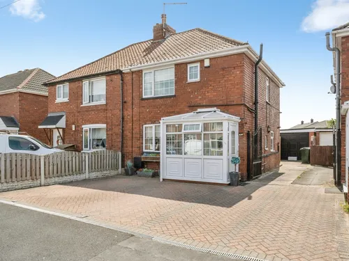 Milcroft Crescent, Hatfield, Doncasterphoto