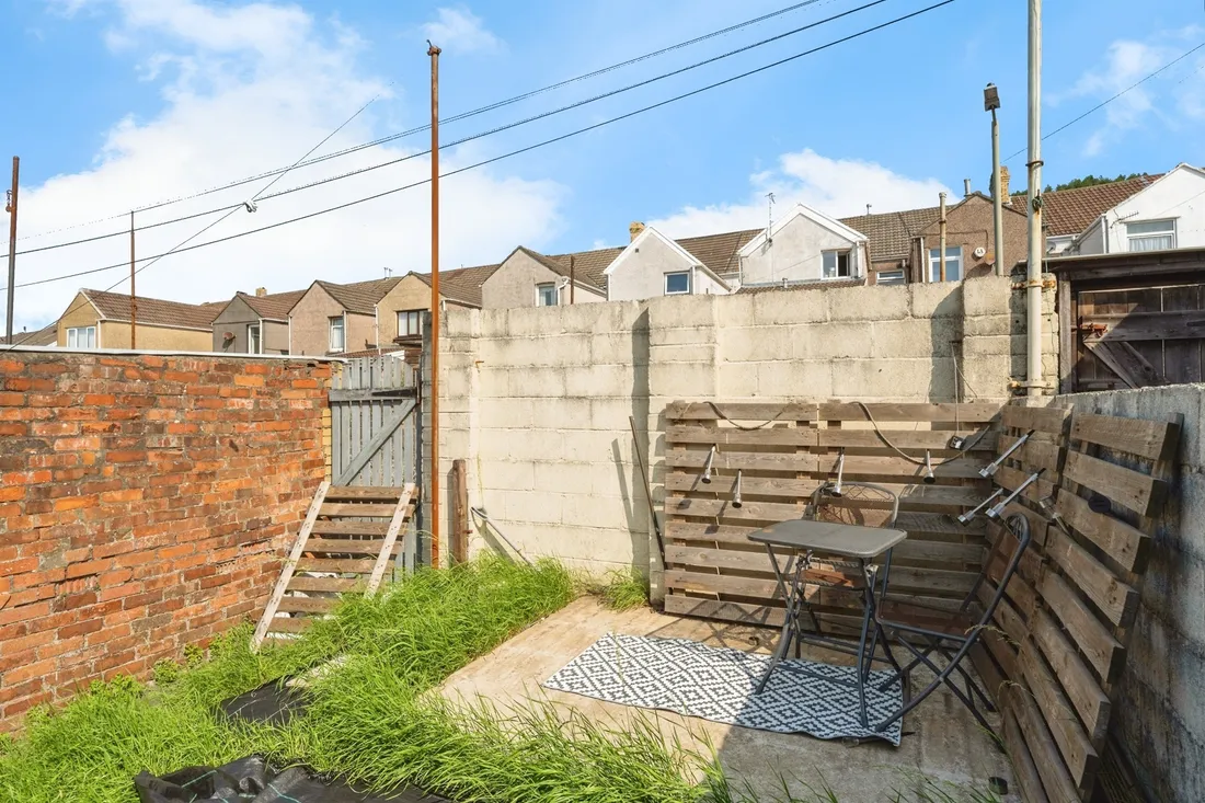 Property photo 11