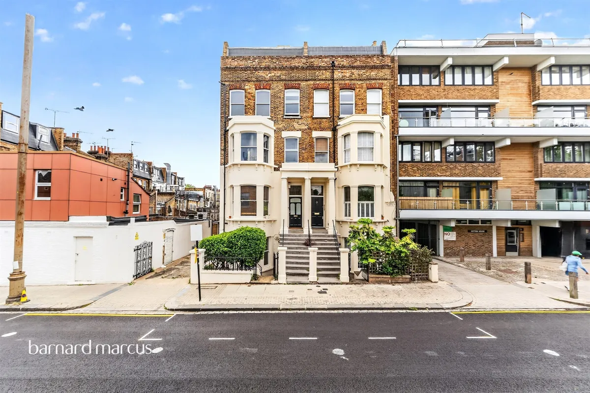 Stormont Road, London