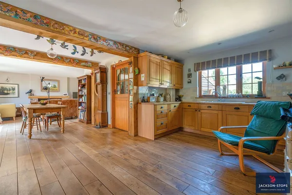 Streetly End, West Wickham, CB21 photo 6