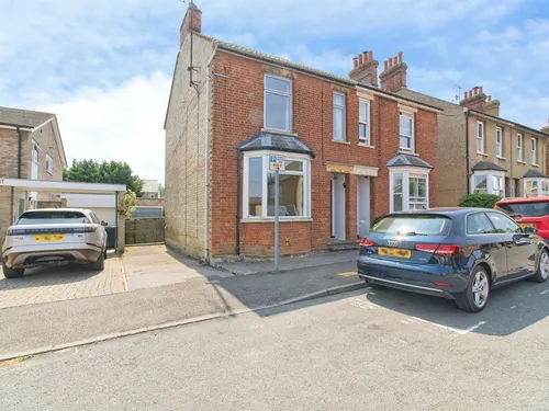 Vicarage Street, Woburn Sands, Milton Keynesphoto
