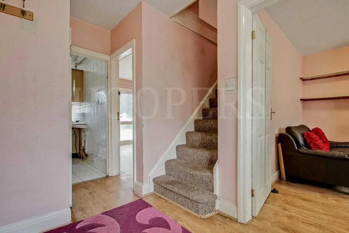 Nutfield Road, London, NW2