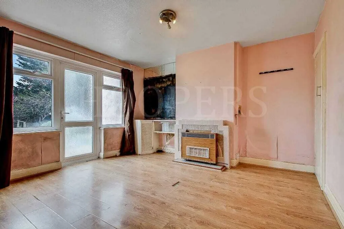 Nutfield Road, London, NW2