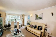 Westmead Gardens, Worthing