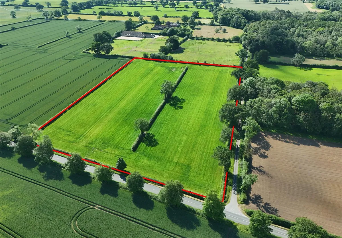 9.640 Acres of Land at Helperby