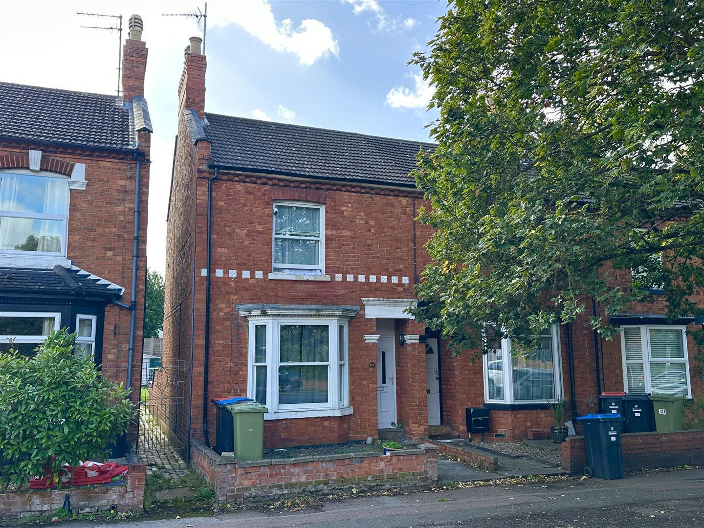 119 Newport Road, New Bradwell, Milton Keynes, MK13 0AJ Image 1