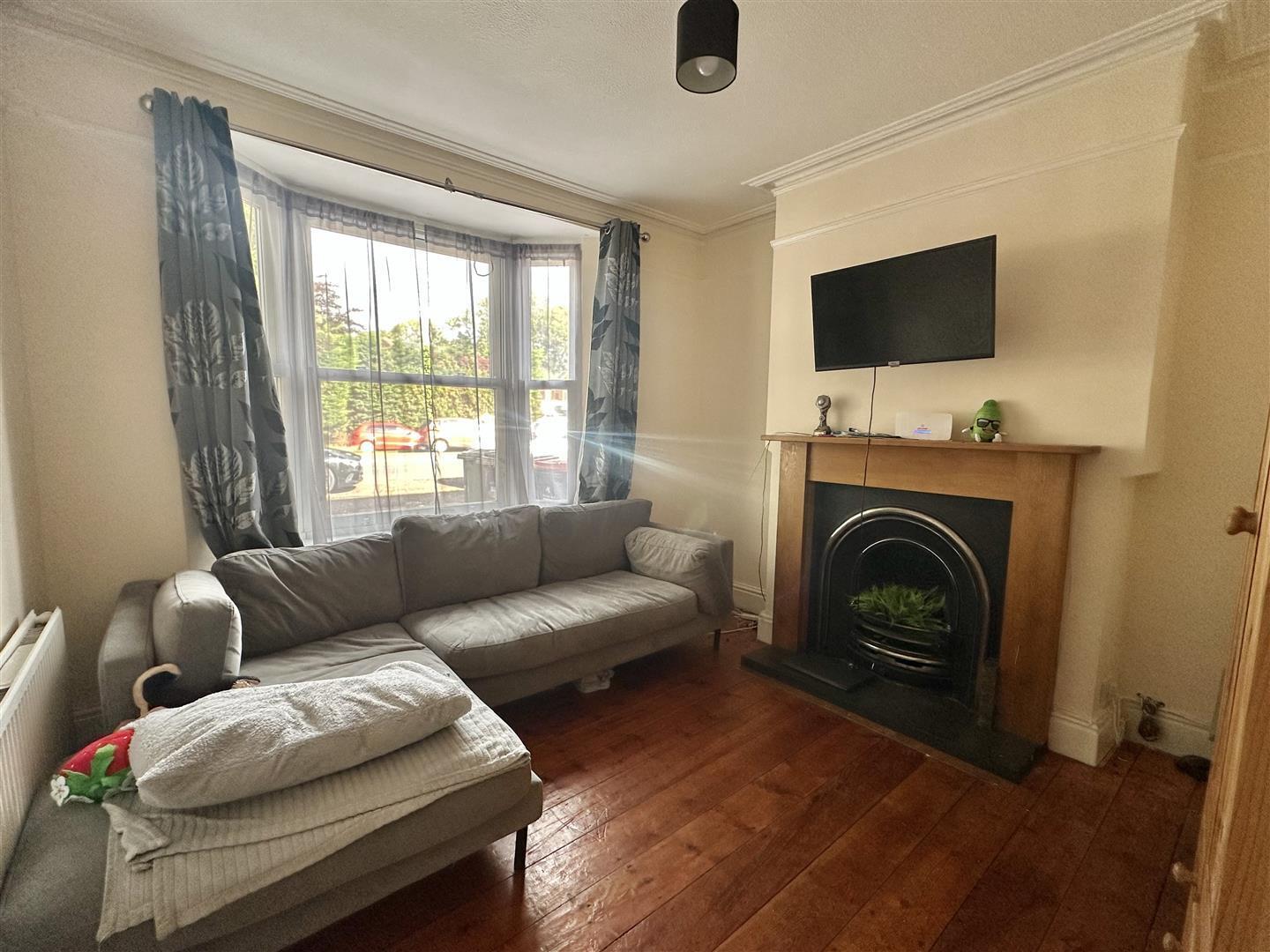 119 Newport Road, New Bradwell, Milton Keynes, MK13 0AJ Image 2