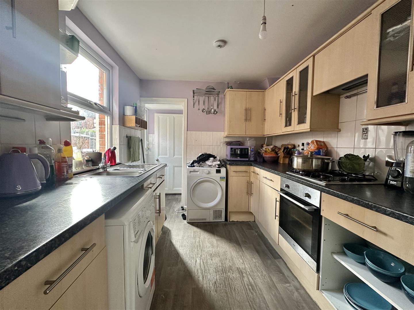 119 Newport Road, New Bradwell, Milton Keynes, MK13 0AJ Image 5